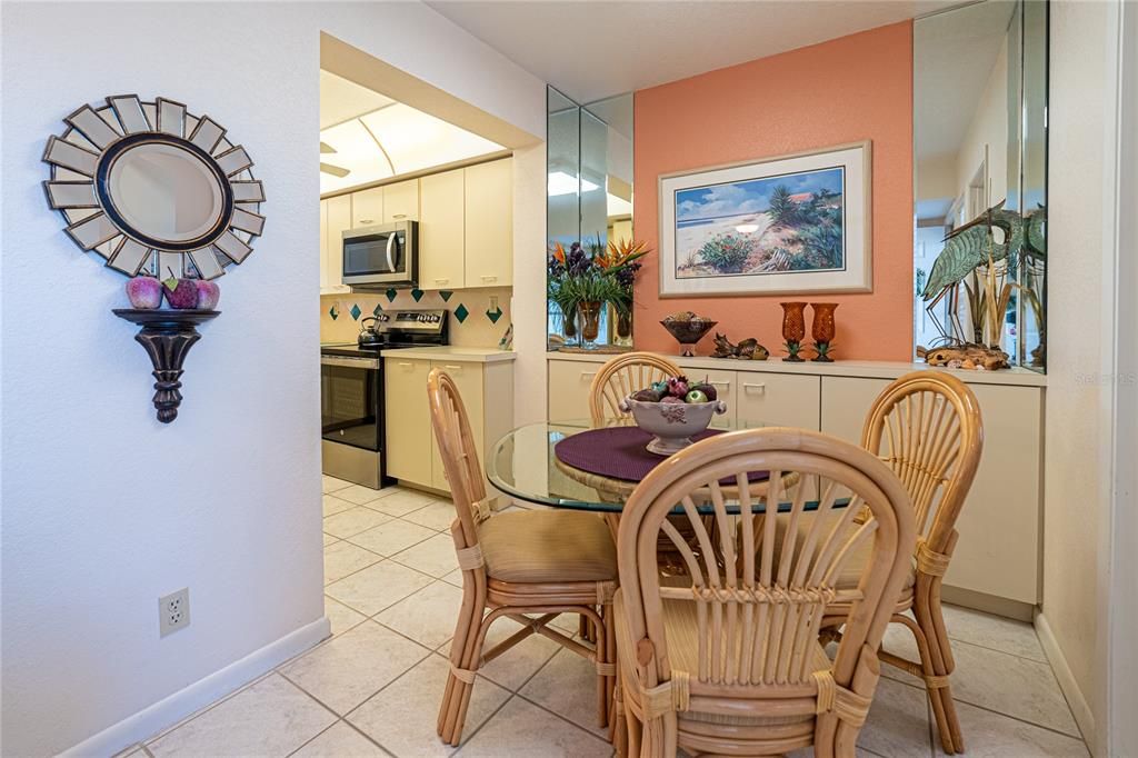 待售: $520,000 (2 贝兹, 2 浴室, 1080 平方英尺)