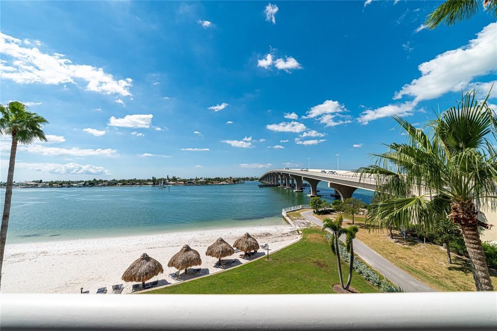 待售: $520,000 (2 贝兹, 2 浴室, 1080 平方英尺)