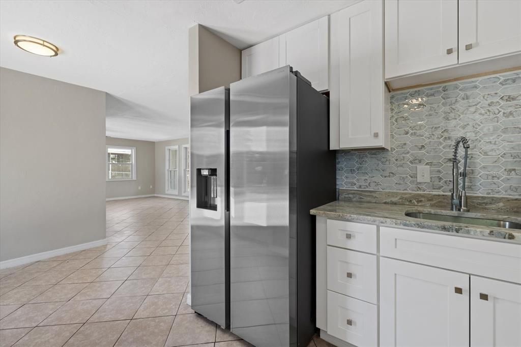 For Sale: $259,000 (3 beds, 1 baths, 1164 Square Feet)