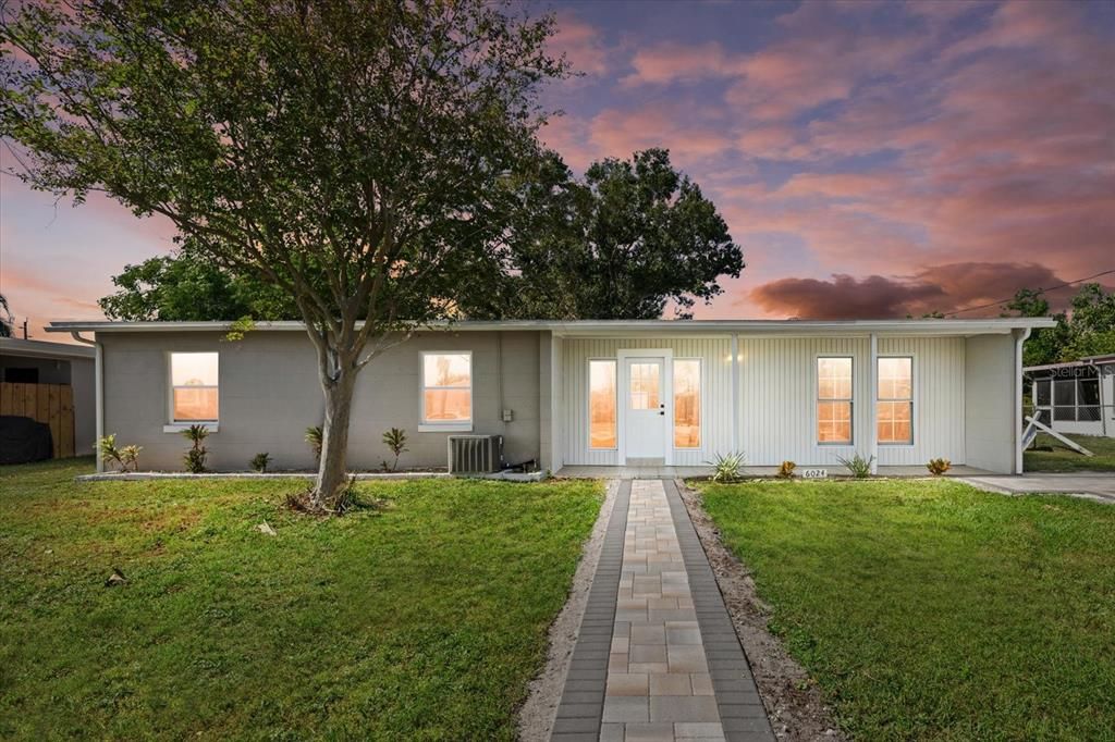 For Sale: $259,000 (3 beds, 1 baths, 1164 Square Feet)