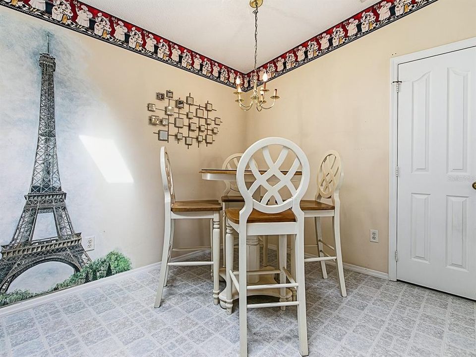 Active With Contract: $229,000 (2 beds, 2 baths, 1163 Square Feet)