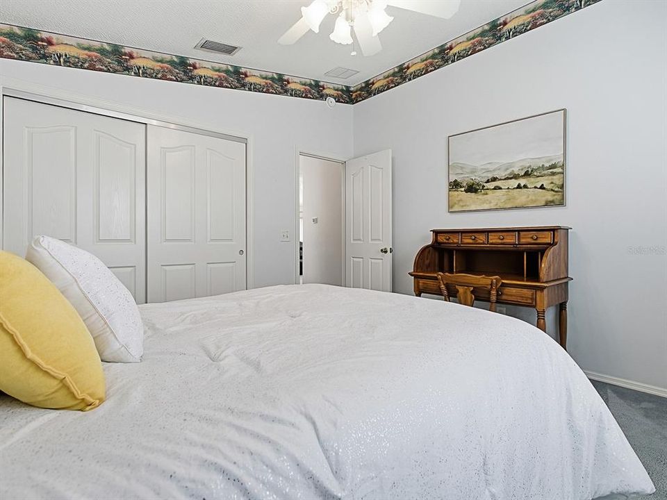 Active With Contract: $229,000 (2 beds, 2 baths, 1163 Square Feet)