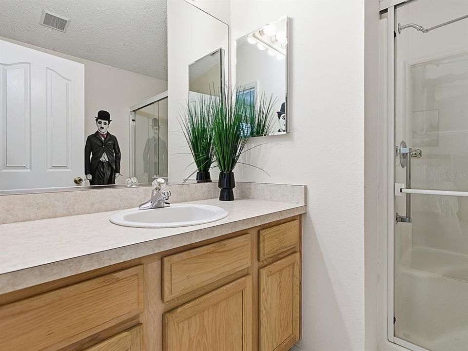 Active With Contract: $229,000 (2 beds, 2 baths, 1163 Square Feet)