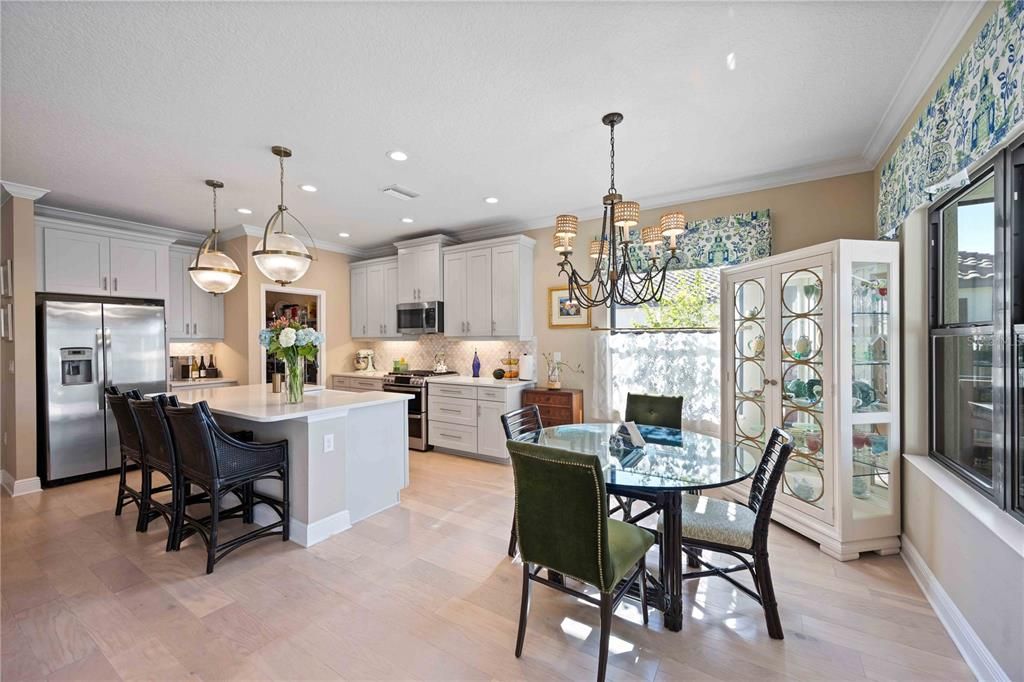 待售: $675,000 (3 贝兹, 2 浴室, 2066 平方英尺)