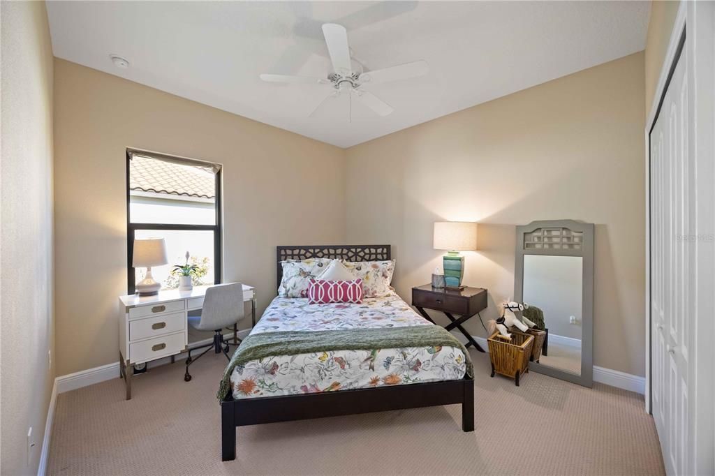 待售: $675,000 (3 贝兹, 2 浴室, 2066 平方英尺)