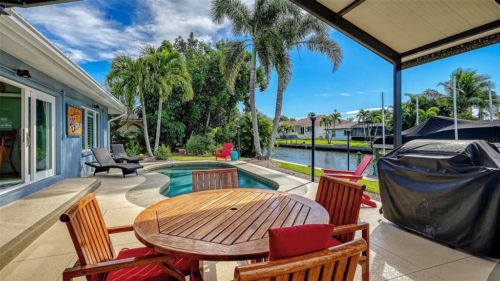 待售: $2,099,000 (2 贝兹, 2 浴室, 1772 平方英尺)