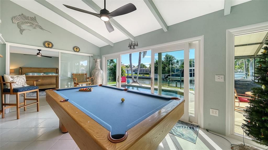 待售: $2,099,000 (2 贝兹, 2 浴室, 1772 平方英尺)