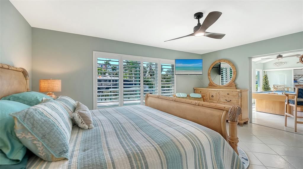 待售: $2,099,000 (2 贝兹, 2 浴室, 1772 平方英尺)