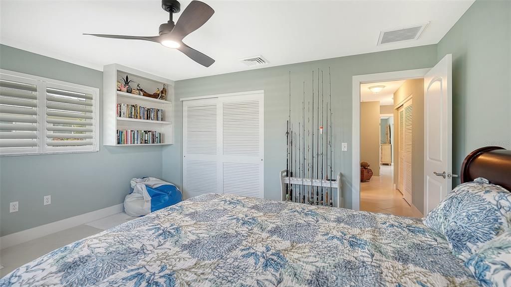 待售: $2,099,000 (2 贝兹, 2 浴室, 1772 平方英尺)