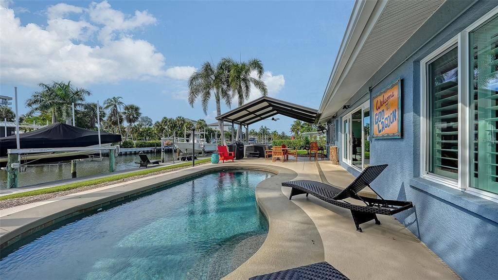 待售: $2,099,000 (2 贝兹, 2 浴室, 1772 平方英尺)