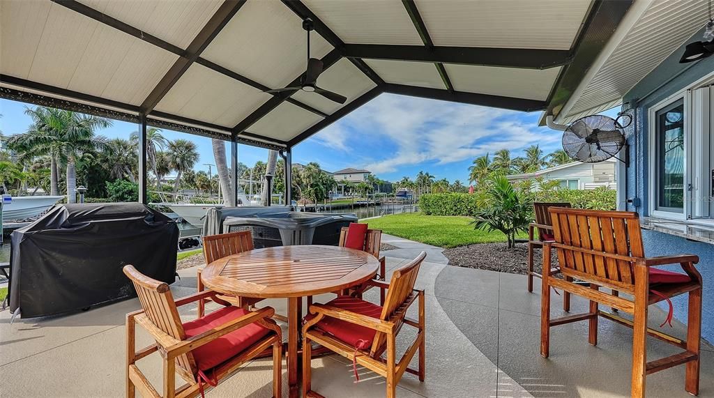 待售: $2,099,000 (2 贝兹, 2 浴室, 1772 平方英尺)