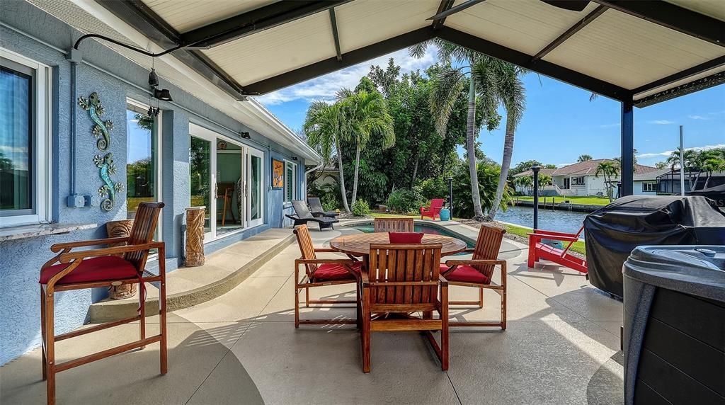 待售: $2,099,000 (2 贝兹, 2 浴室, 1772 平方英尺)