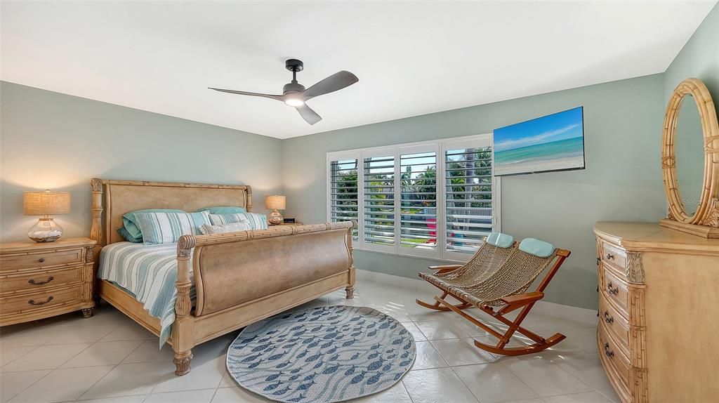 待售: $2,099,000 (2 贝兹, 2 浴室, 1772 平方英尺)