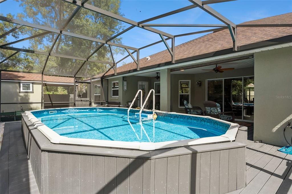 Active With Contract: $430,000 (4 beds, 2 baths, 2088 Square Feet)