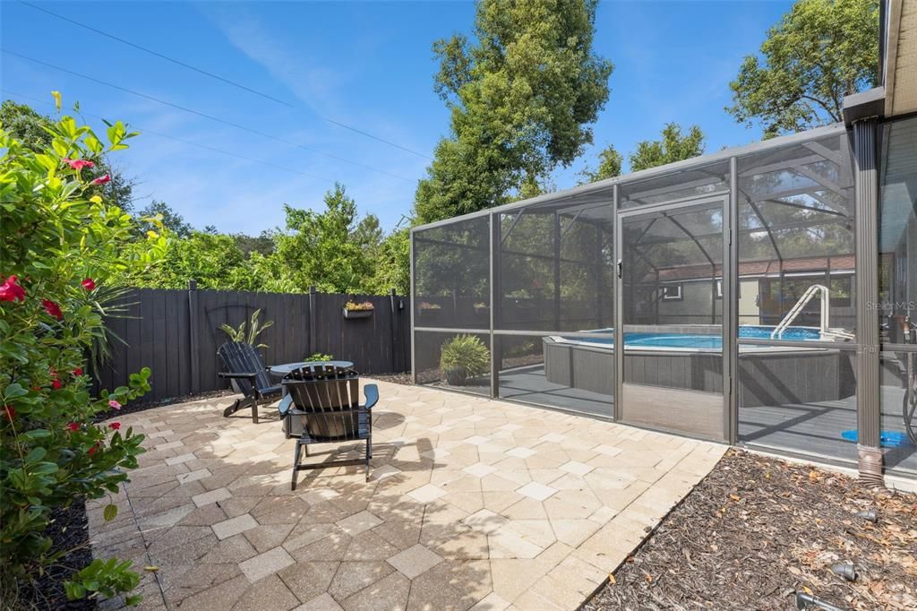 Active With Contract: $430,000 (4 beds, 2 baths, 2088 Square Feet)