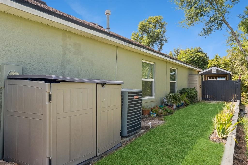 Active With Contract: $430,000 (4 beds, 2 baths, 2088 Square Feet)