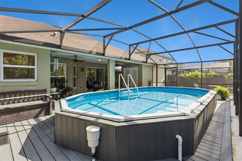 Active With Contract: $430,000 (4 beds, 2 baths, 2088 Square Feet)