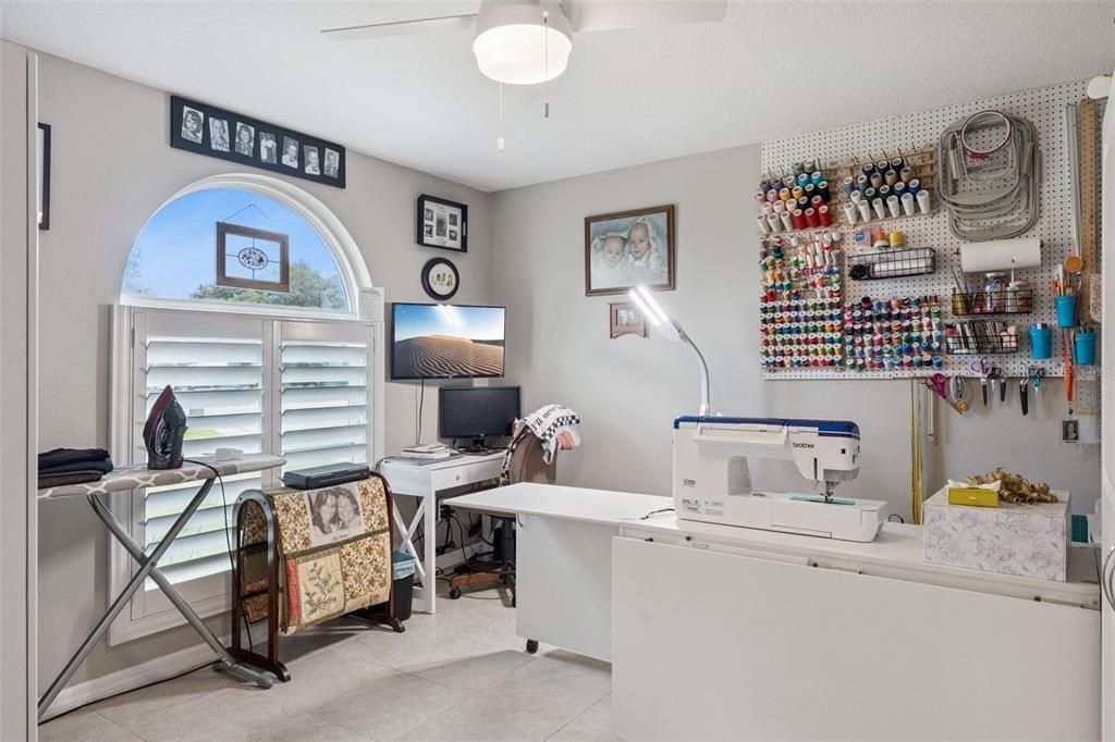 Active With Contract: $430,000 (4 beds, 2 baths, 2088 Square Feet)