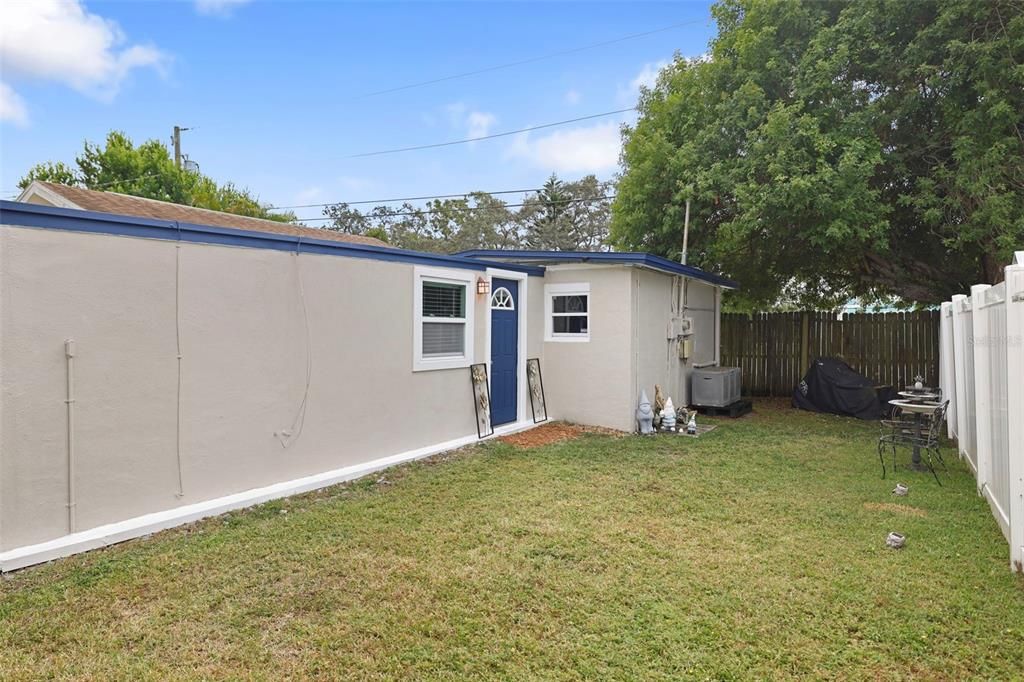Active With Contract: $325,000 (4 beds, 2 baths, 1163 Square Feet)