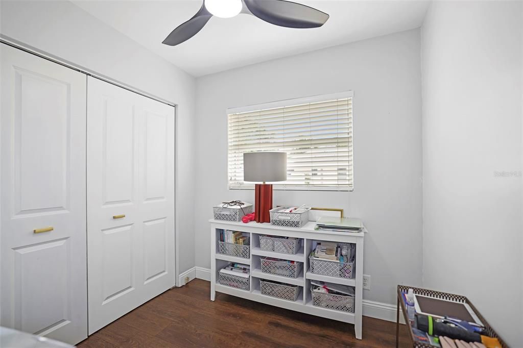 Active With Contract: $325,000 (4 beds, 2 baths, 1163 Square Feet)