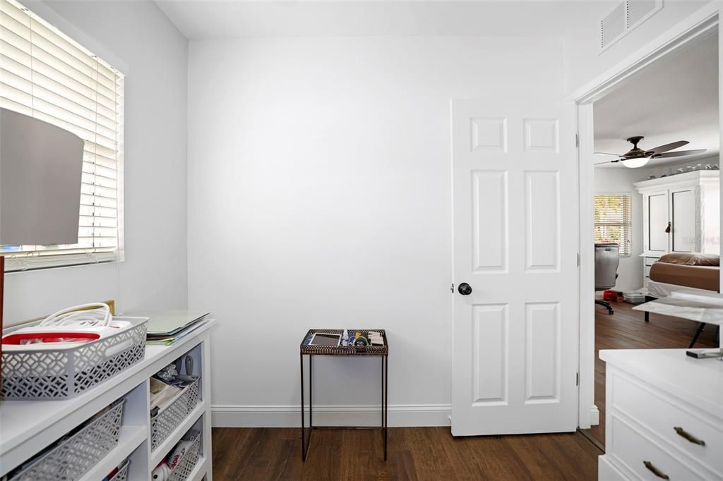 Active With Contract: $325,000 (4 beds, 2 baths, 1163 Square Feet)