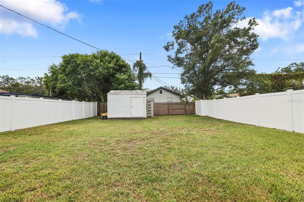 Active With Contract: $325,000 (4 beds, 2 baths, 1163 Square Feet)