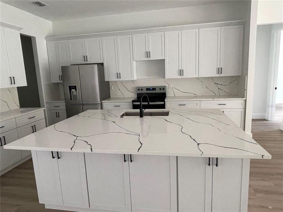 待售: $569,900 (4 贝兹, 3 浴室, 2267 平方英尺)