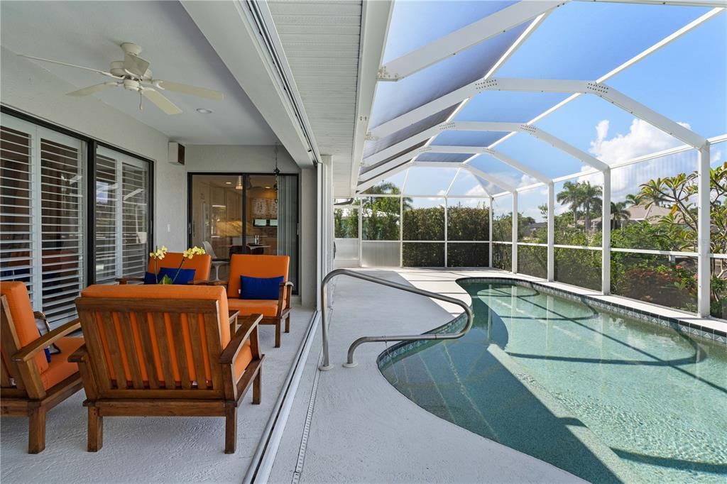 待售: $760,000 (3 贝兹, 2 浴室, 2474 平方英尺)