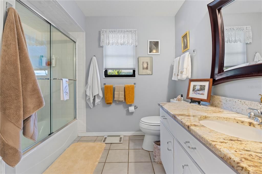 待售: $760,000 (3 贝兹, 2 浴室, 2474 平方英尺)