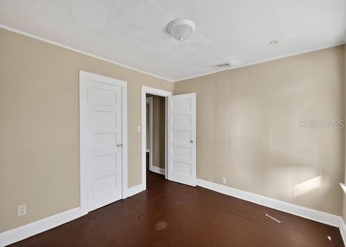 En Venta: $159,000 (3 camas, 1 baños, 1084 Pies cuadrados)