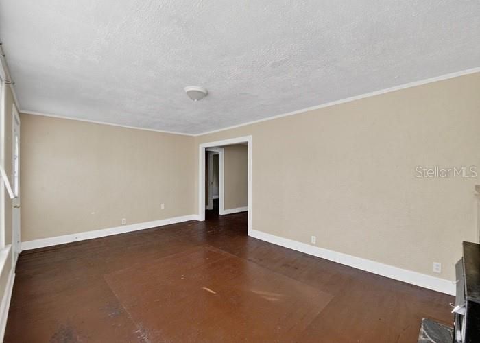 En Venta: $159,000 (3 camas, 1 baños, 1084 Pies cuadrados)