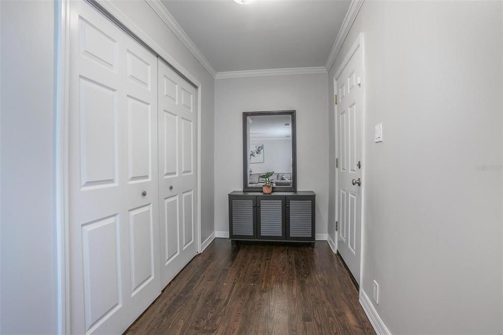 For Sale: $329,000 (4 beds, 3 baths, 1980.52 Square Feet)