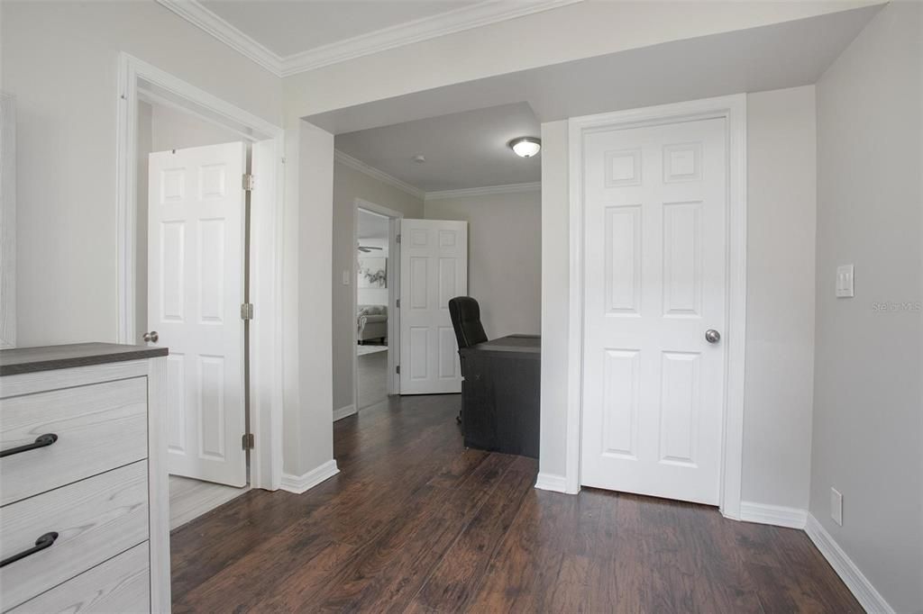 For Sale: $329,000 (4 beds, 3 baths, 1980.52 Square Feet)