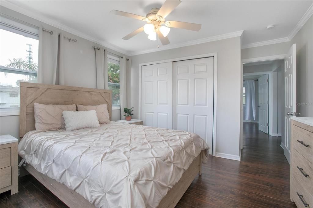 For Sale: $329,000 (4 beds, 3 baths, 1980.52 Square Feet)