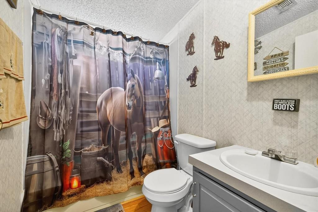 For Sale: $365,000 (4 beds, 2 baths, 2356 Square Feet)