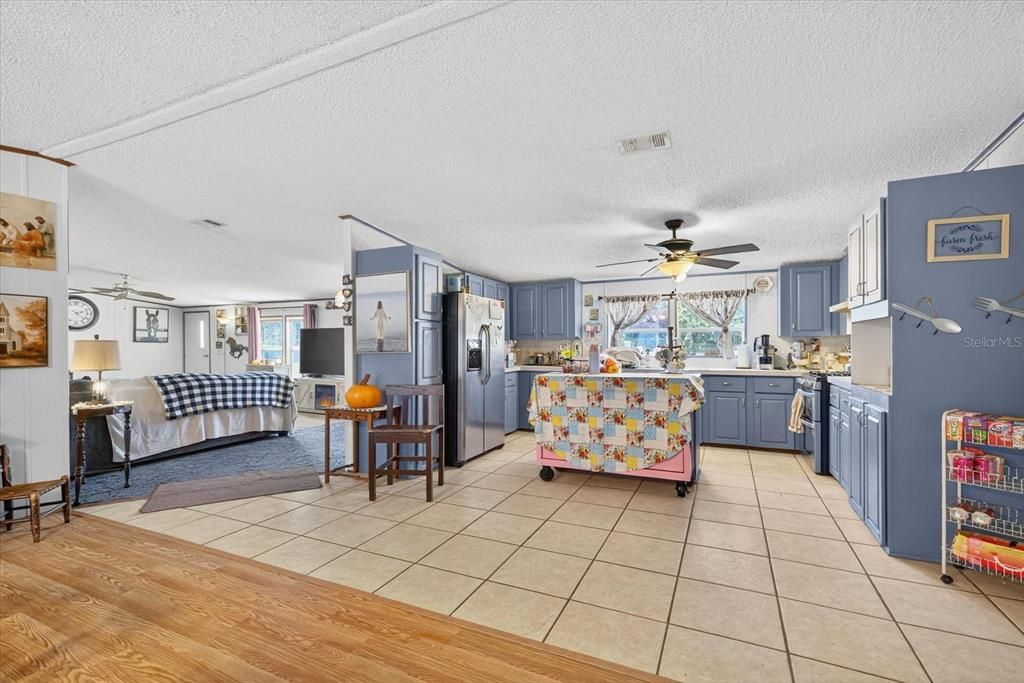 For Sale: $365,000 (4 beds, 2 baths, 2356 Square Feet)