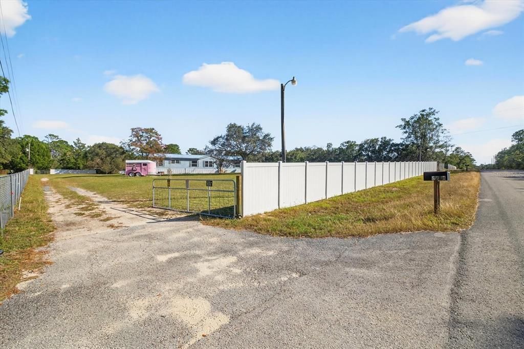 For Sale: $365,000 (4 beds, 2 baths, 2356 Square Feet)