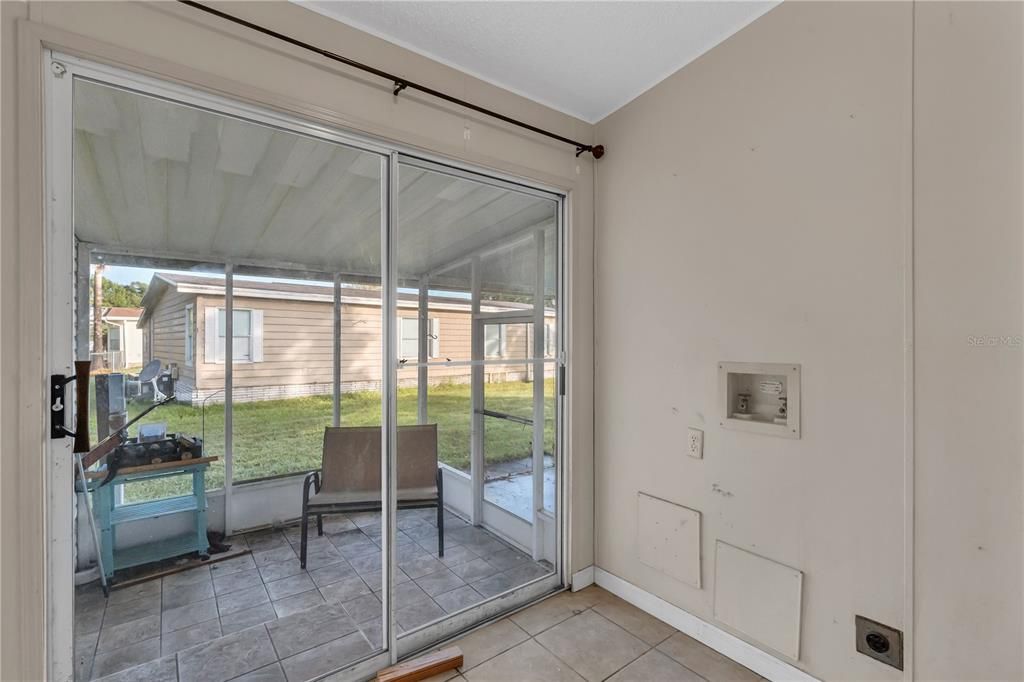 На продажу: $239,900 (2 спален, 2 ванн, 1397 Квадратных фут)