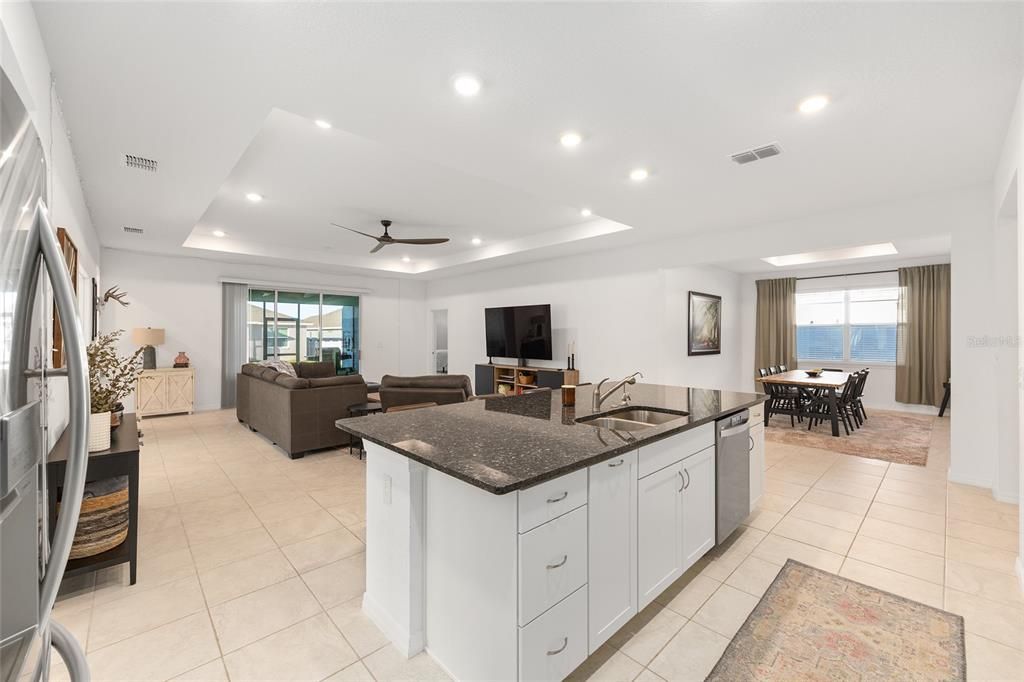 待售: $469,999 (4 贝兹, 3 浴室, 3034 平方英尺)