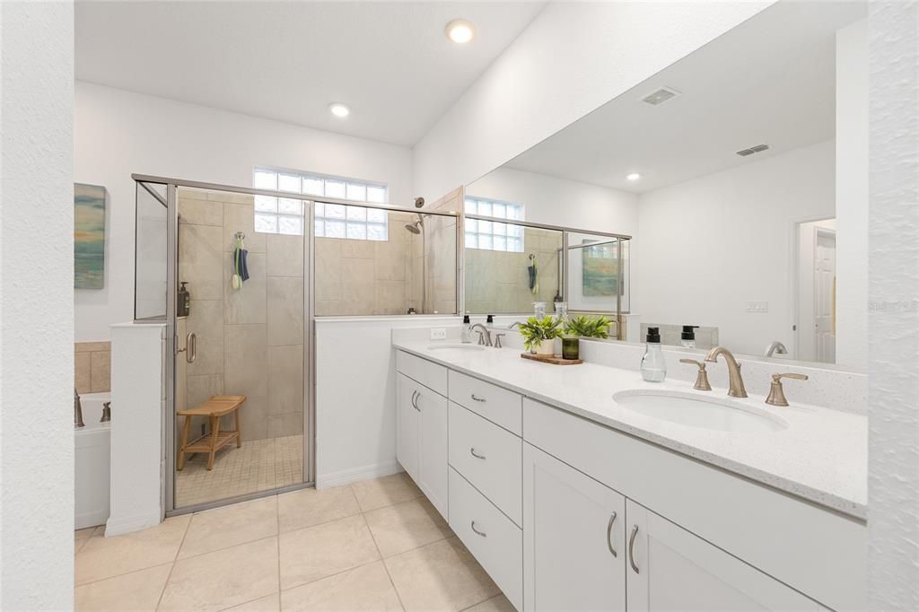 待售: $469,999 (4 贝兹, 3 浴室, 3034 平方英尺)