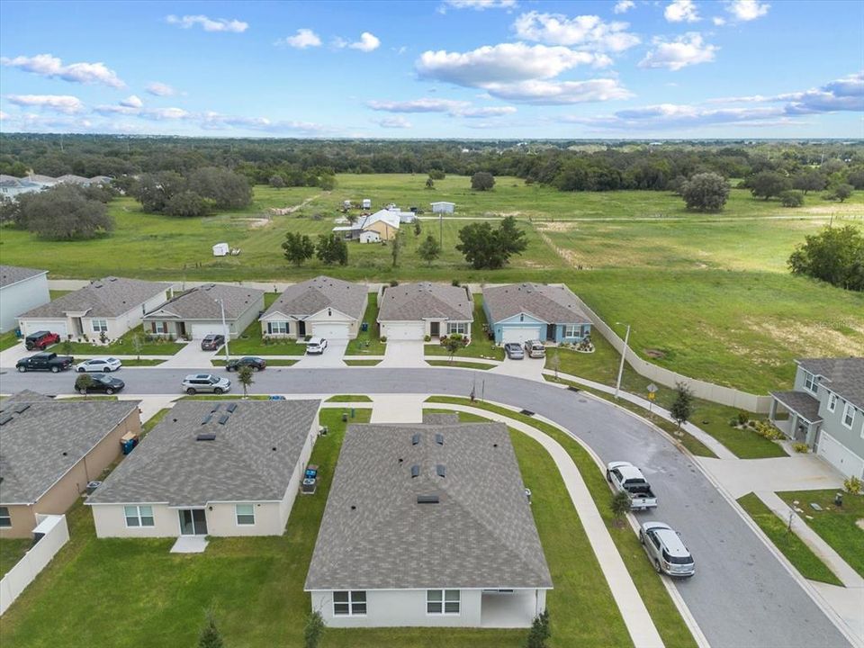 For Rent: $2,150 (4 beds, 2 baths, 1867 Square Feet)