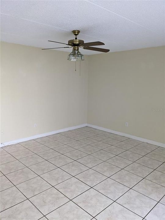For Rent: $1,725 (2 beds, 2 baths, 1050 Square Feet)