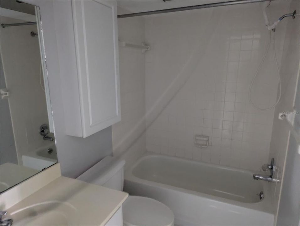 For Rent: $1,725 (2 beds, 2 baths, 1050 Square Feet)