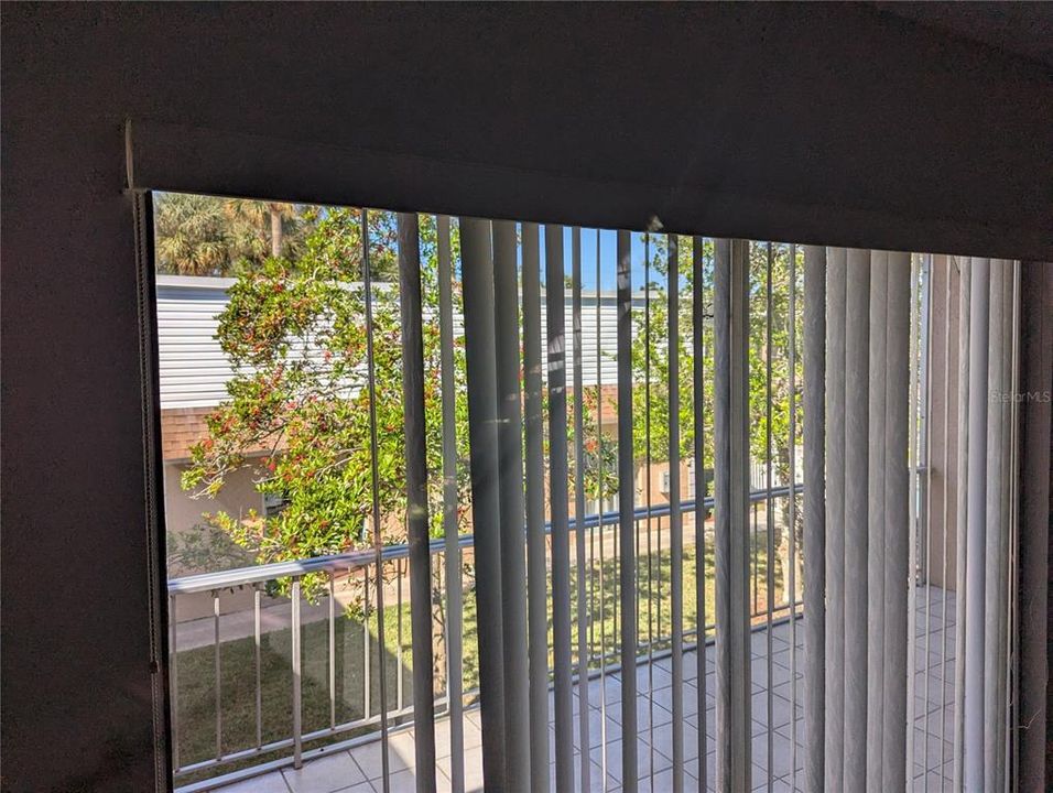 For Rent: $1,725 (2 beds, 2 baths, 1050 Square Feet)