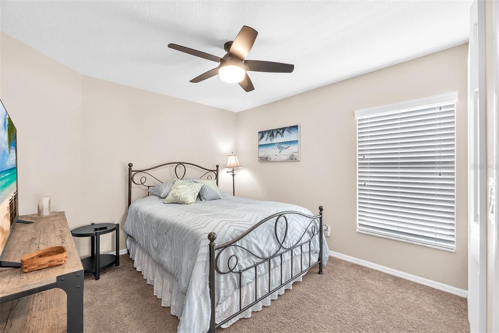 For Sale: $469,900 (4 beds, 2 baths, 1813 Square Feet)