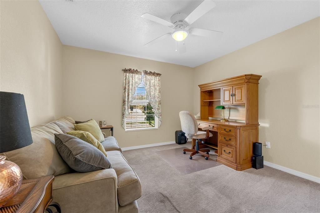 На продажу: $349,900 (3 спален, 2 ванн, 1671 Квадратных фут)