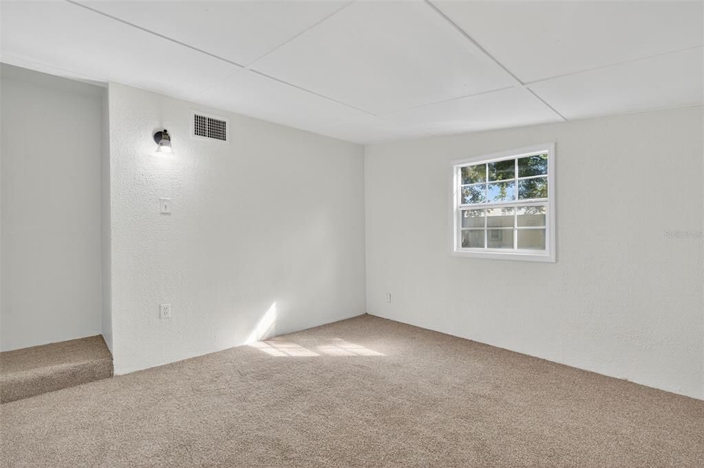 待售: $239,900 (3 贝兹, 1 浴室, 1350 平方英尺)