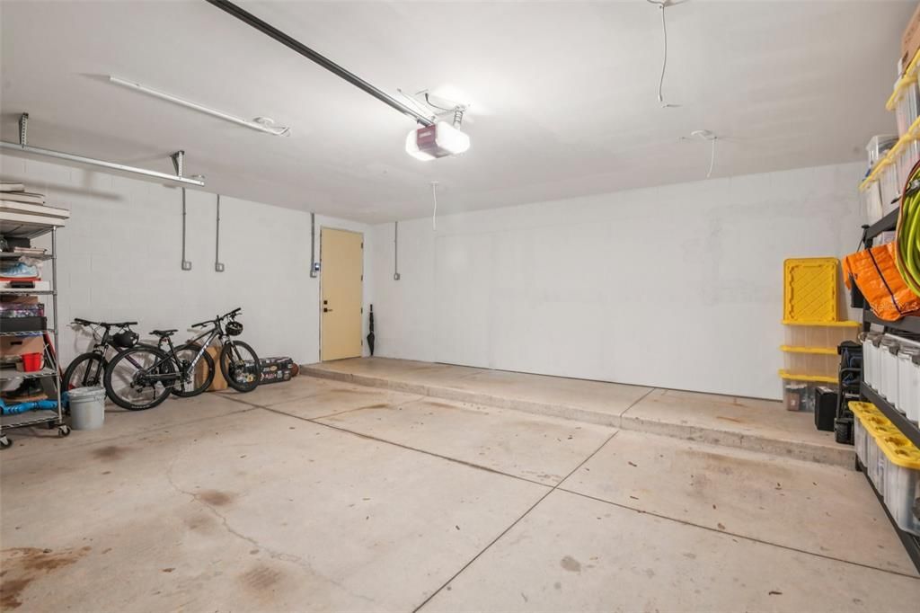 For Sale: $2,900,000 (4 beds, 4 baths, 4087 Square Feet)