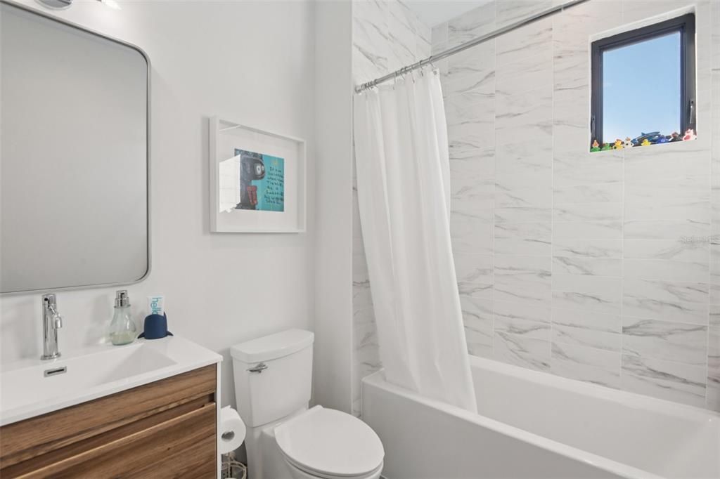 For Sale: $2,900,000 (4 beds, 4 baths, 4087 Square Feet)