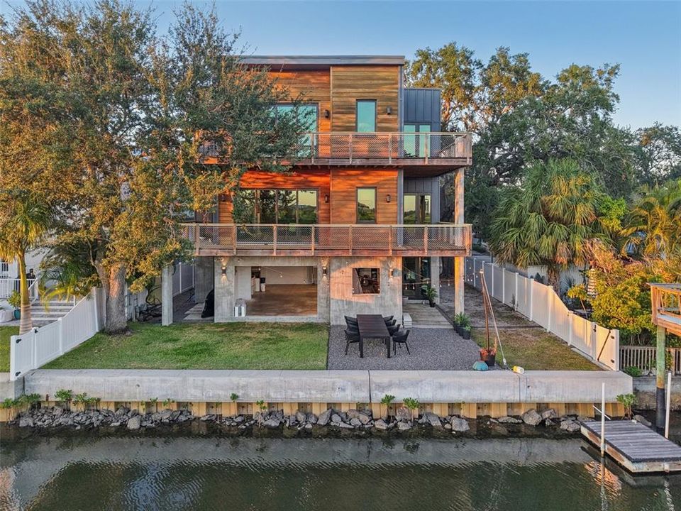 For Sale: $2,900,000 (4 beds, 4 baths, 4087 Square Feet)